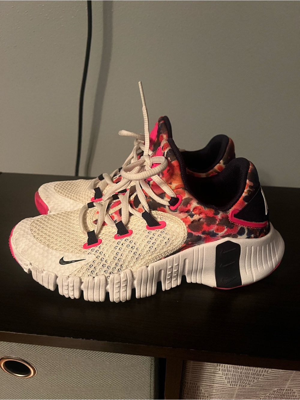Nike White Knit Running Shoes with Pink and Black Accents